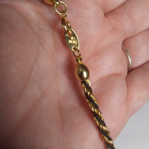 Vintage Trifari TM gold and black twist rope style necklace - Picture 5 of 16